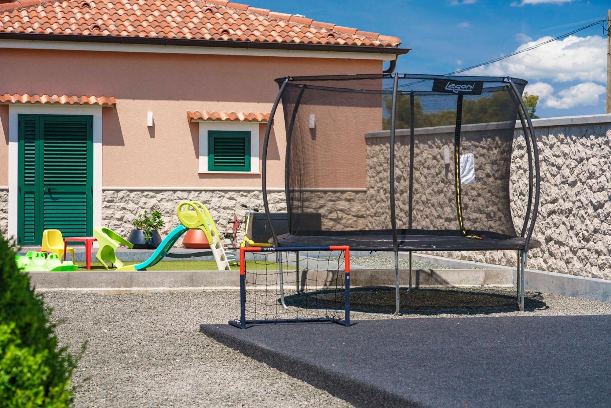 Apartments Antonia Sibenik Exterior photo